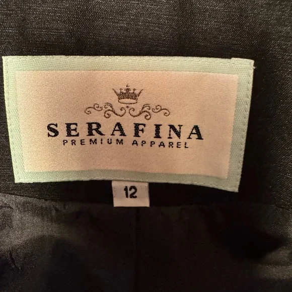 Elegant Black and White Women's Dress Suit - Picture 7 of 16